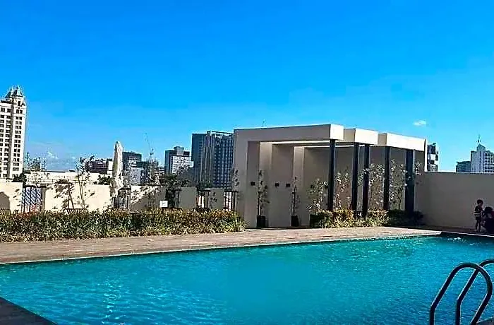 The Median Near It Park Cebu